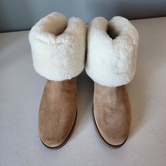 Larroude Suede Bootie "NEW" - Picture 4 of 16